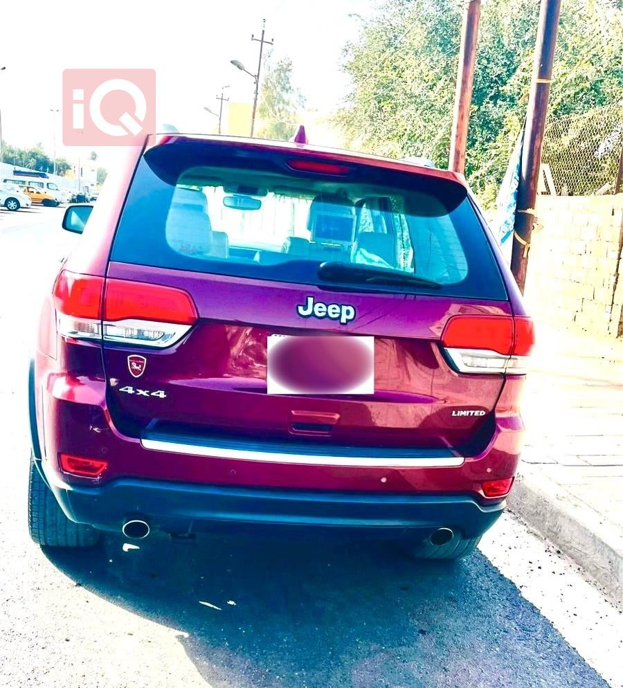 جیپ گراند شیرۆکی